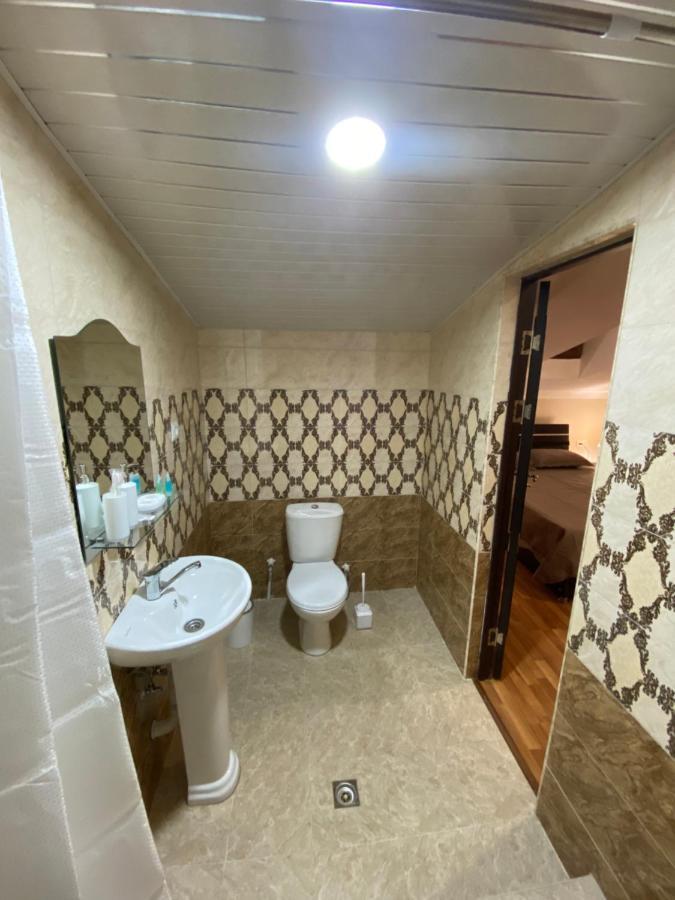Sofia Hotel Yerevan Bagian luar foto