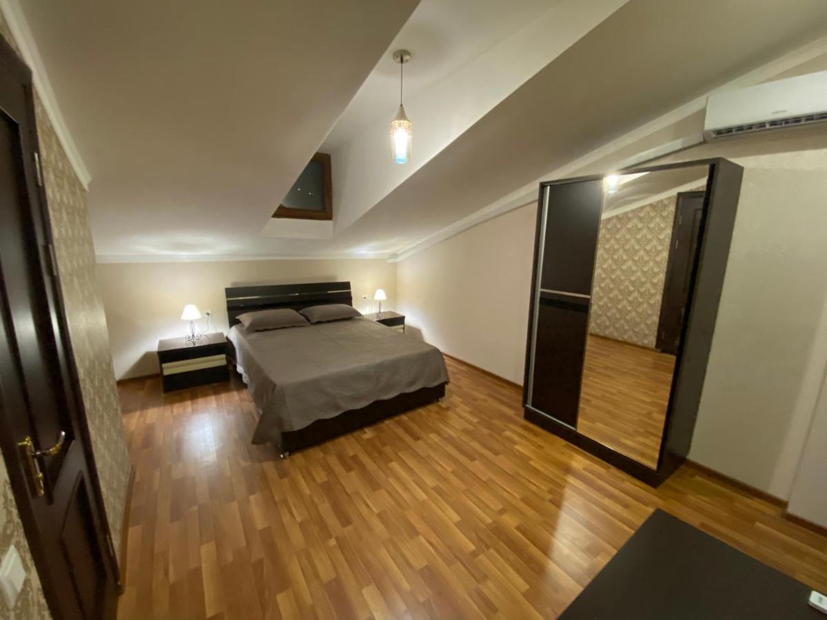Sofia Hotel Yerevan Bagian luar foto