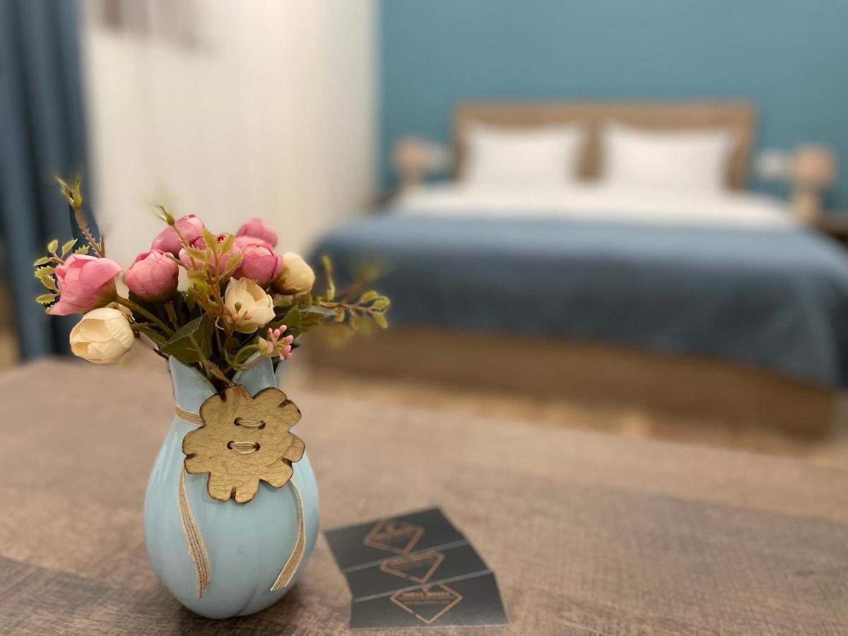 Sofia Hotel Yerevan Bagian luar foto